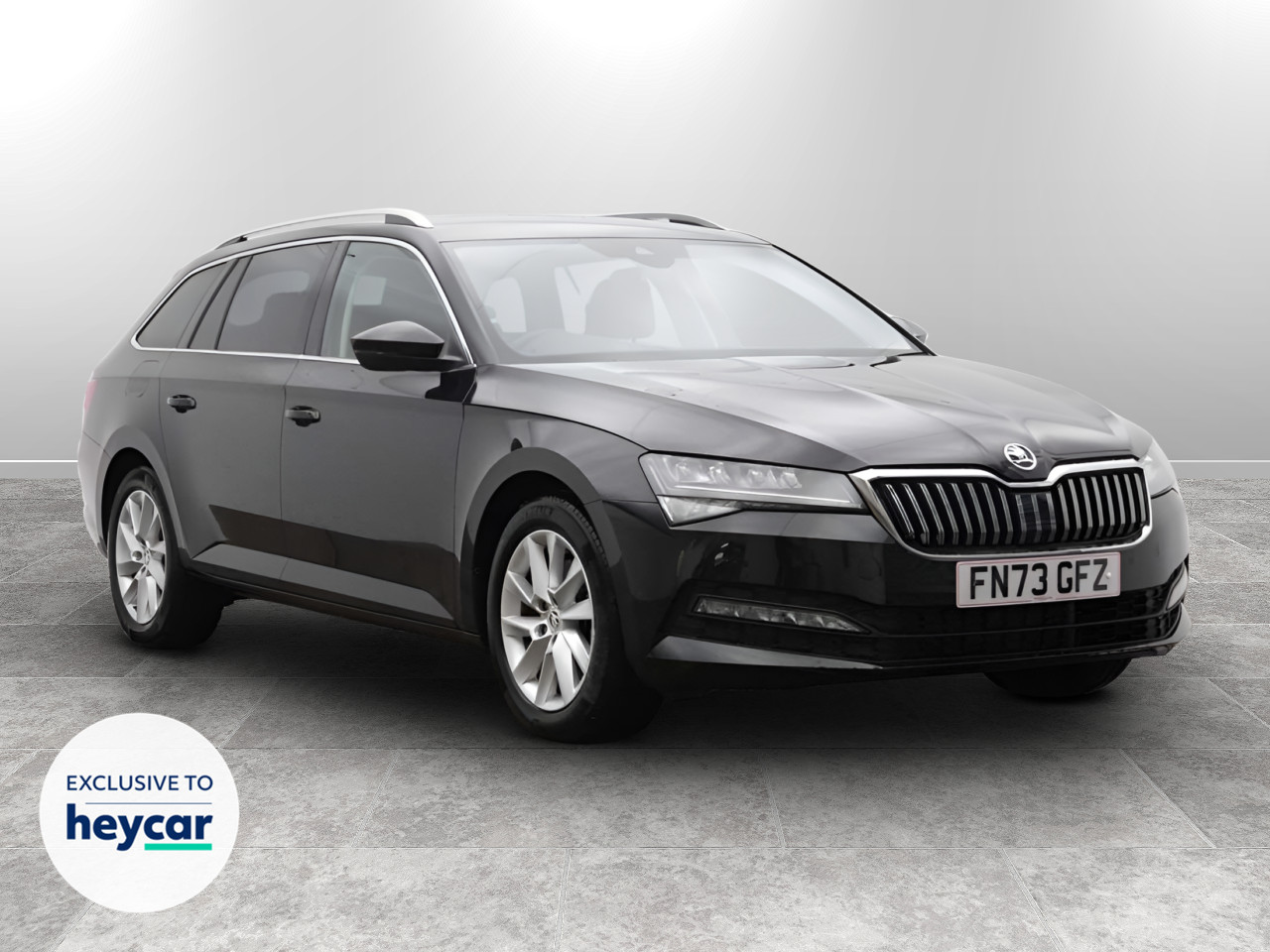 Main listing image - Skoda Superb Estate