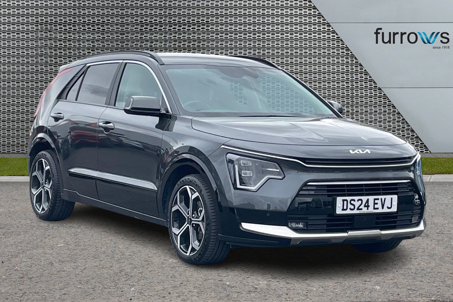 Main listing image - Kia Niro