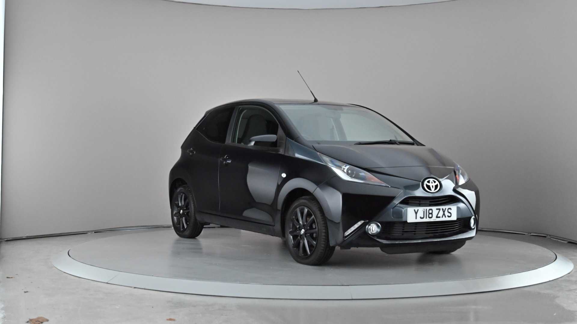 Main listing image - Toyota Aygo