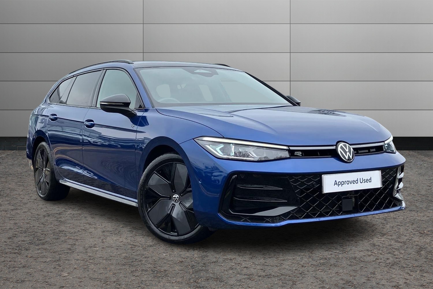 Main listing image - Volkswagen Passat Estate