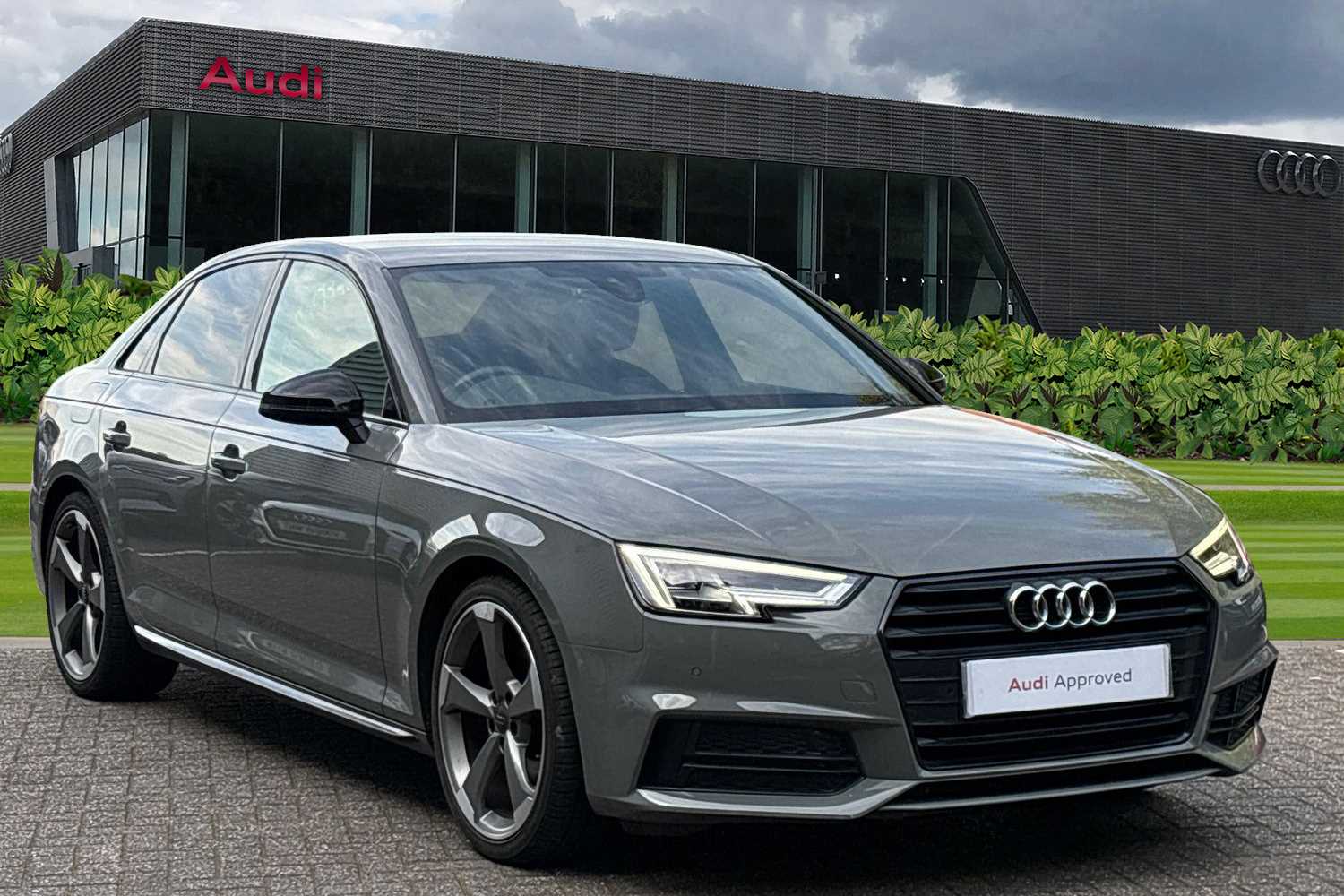 Main listing image - Audi A4