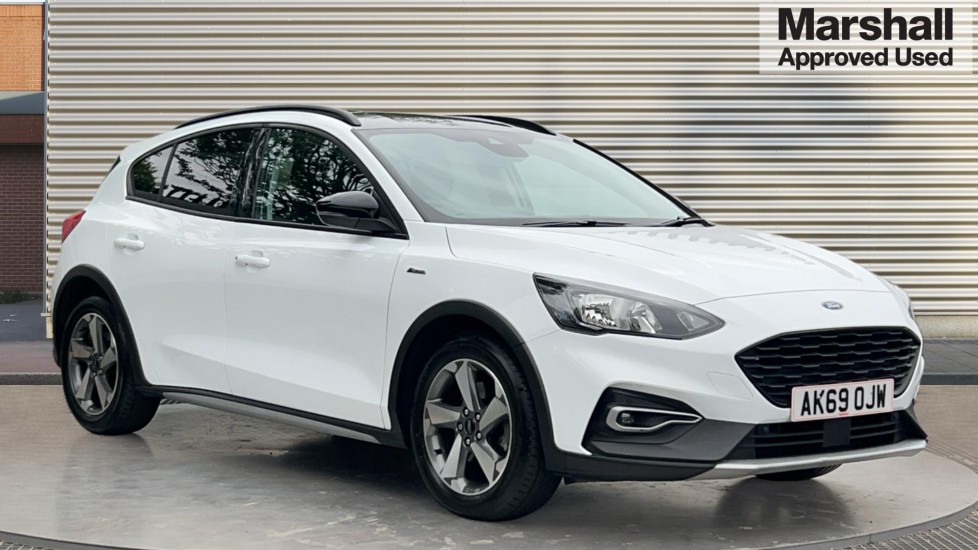 Main listing image - Ford Focus Active