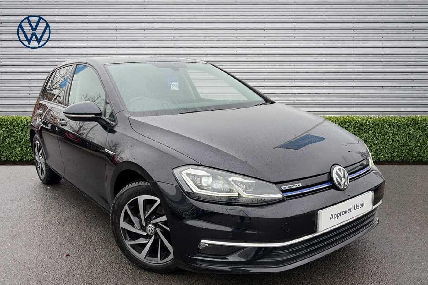 Main listing image - Volkswagen Golf