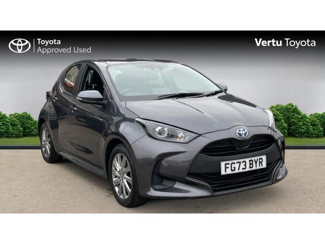 Main listing image - Toyota Yaris