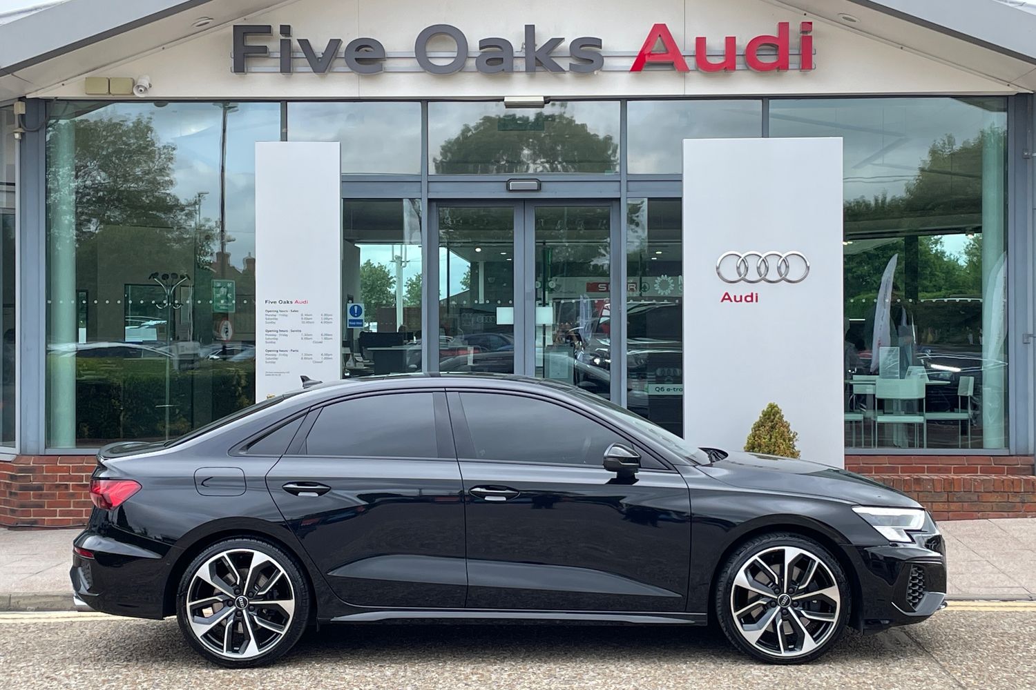 Main listing image - Audi S3