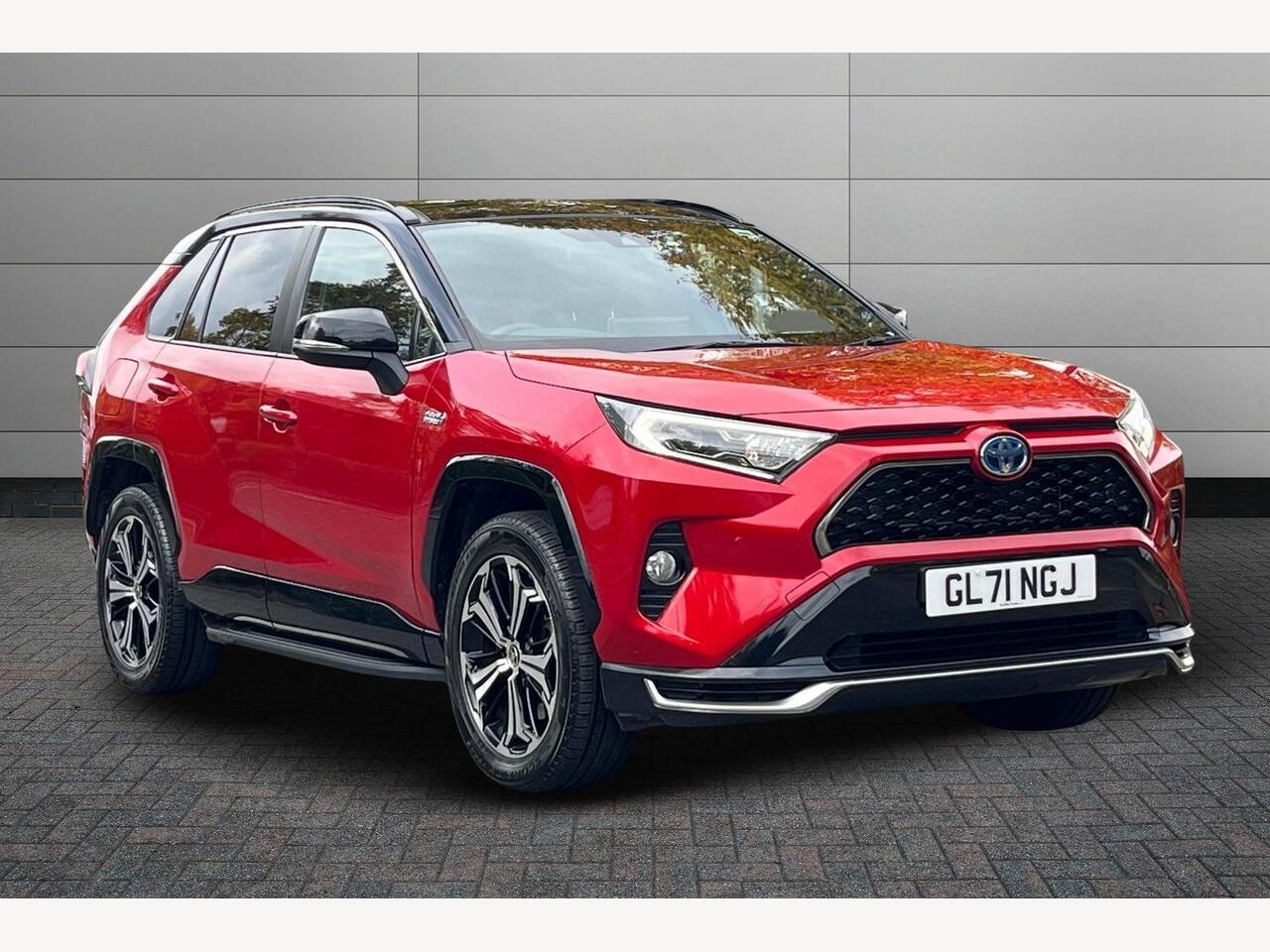 Main listing image - Toyota RAV4