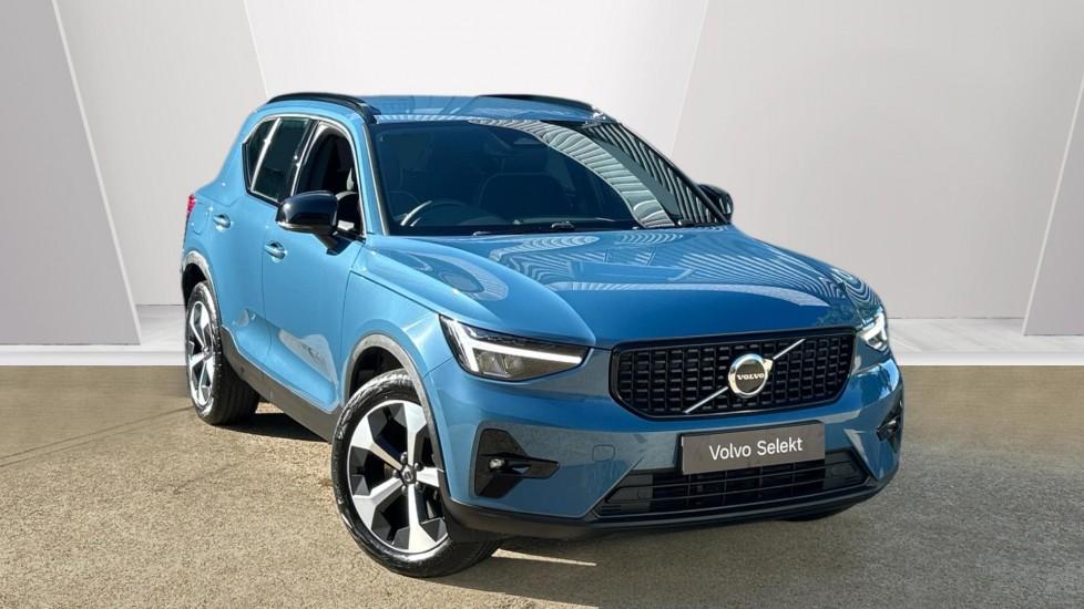 Main listing image - Volvo XC40