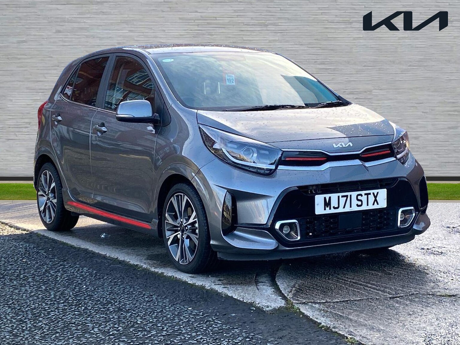 Main listing image - Kia Picanto