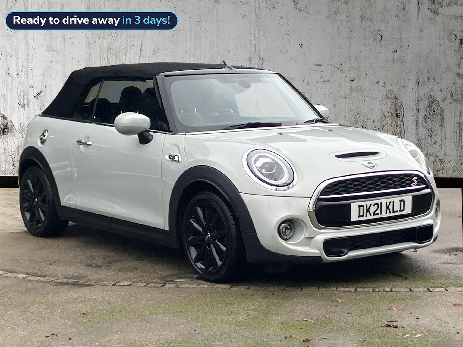 Main listing image - MINI Convertible