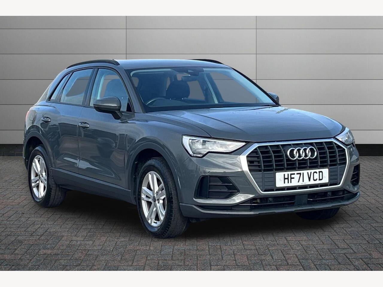 Main listing image - Audi Q3