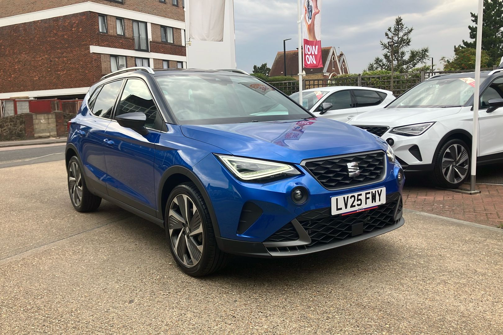 Main listing image - SEAT Arona