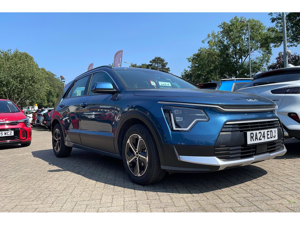 Main listing image - Kia Niro