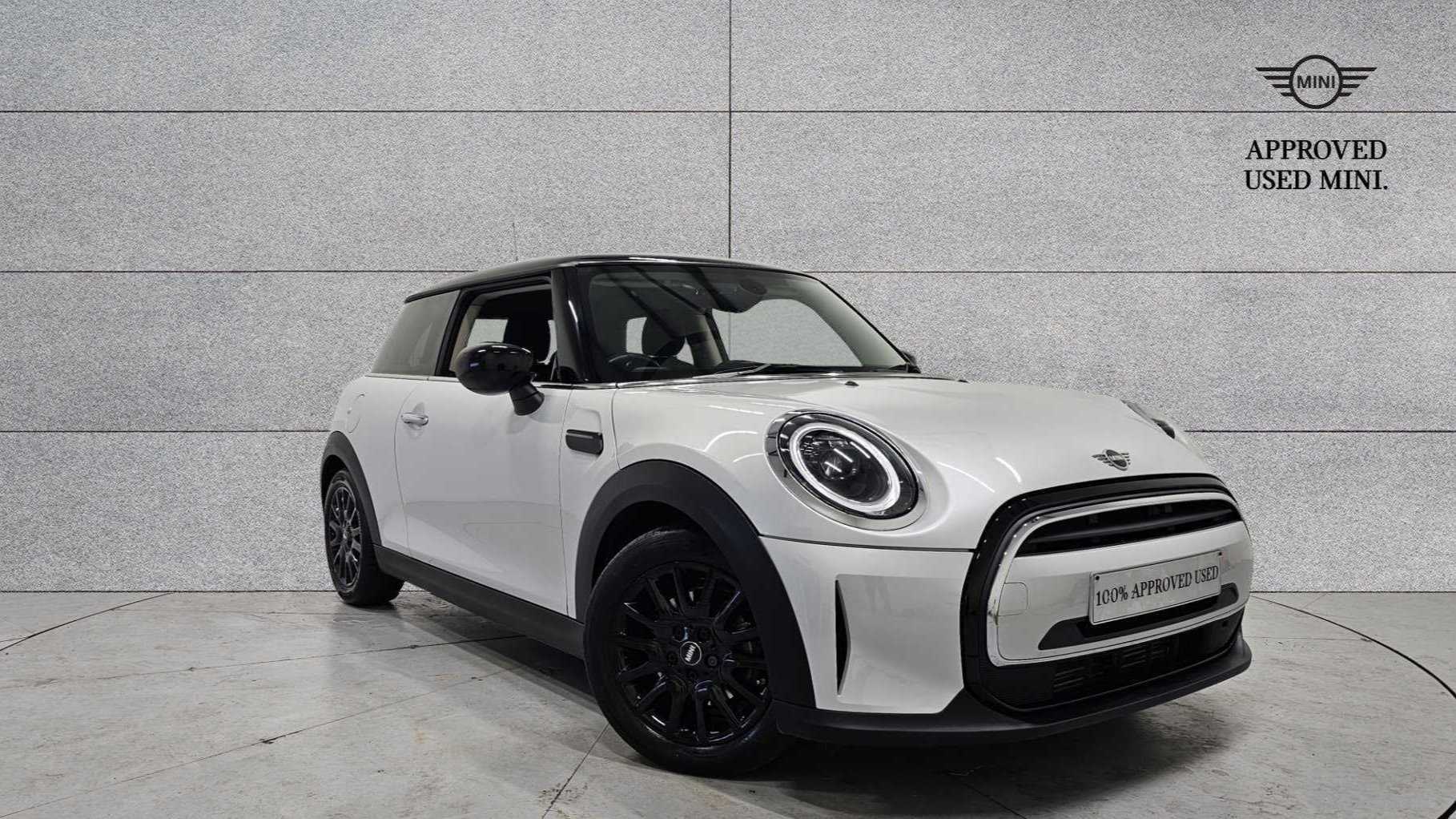 Main listing image - MINI Hatchback