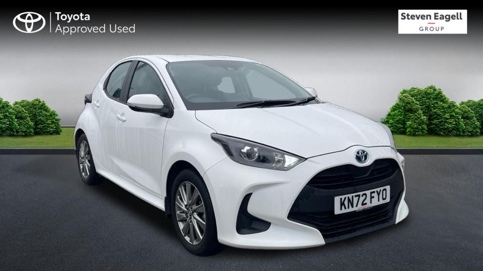 Main listing image - Toyota Yaris