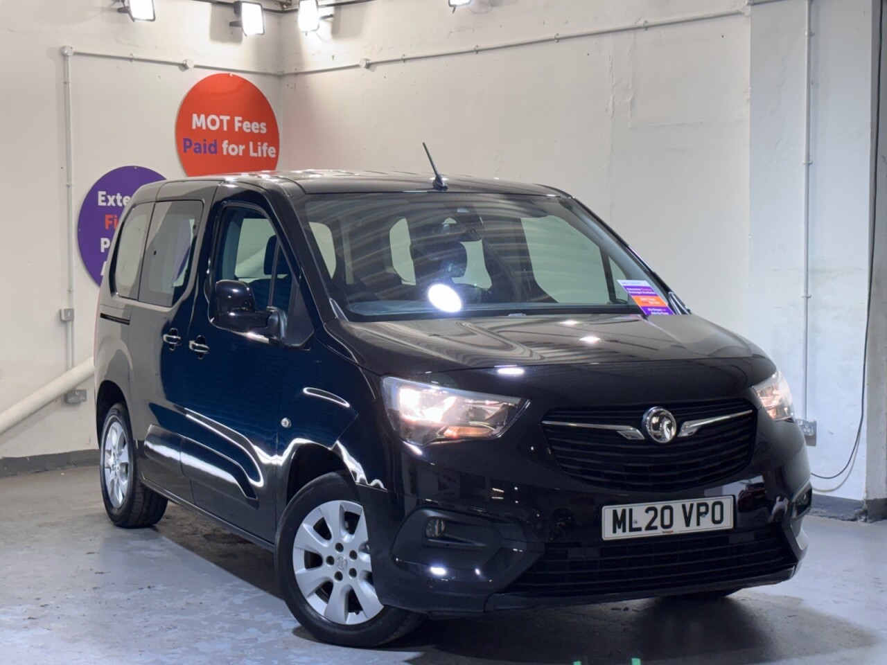 Main listing image - Vauxhall Combo Life