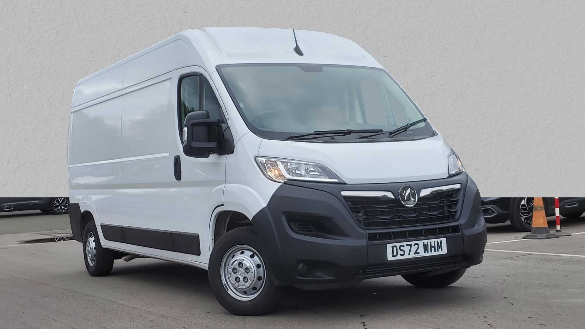 Main listing image - Vauxhall Movano