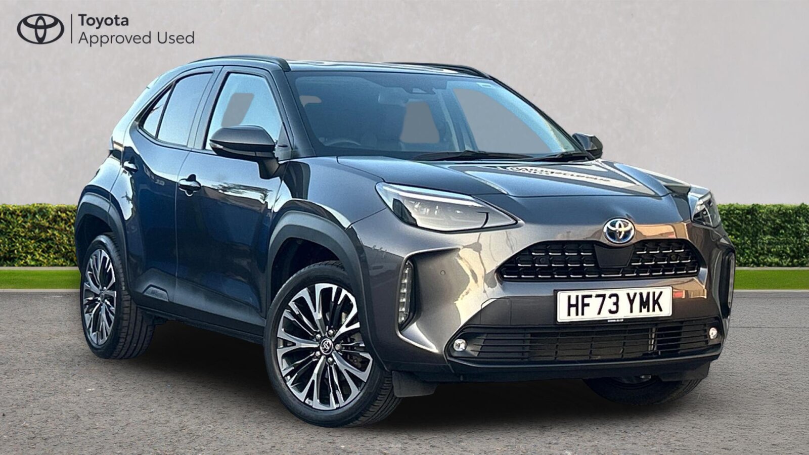 Main listing image - Toyota Yaris Cross
