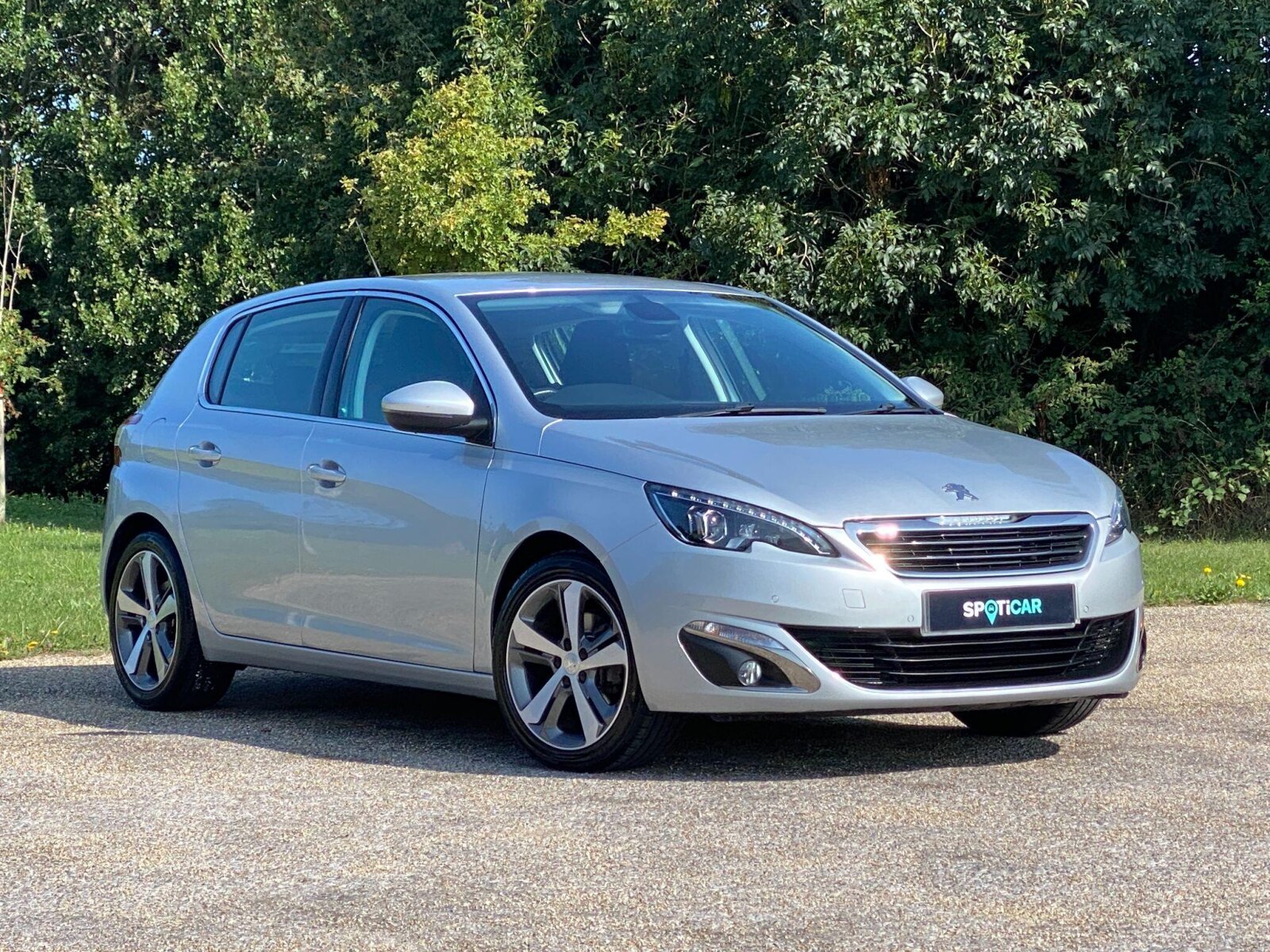 Main listing image - Peugeot 308