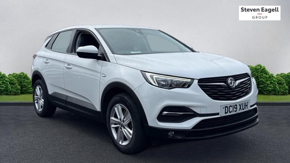 Main listing image - Vauxhall Grandland X