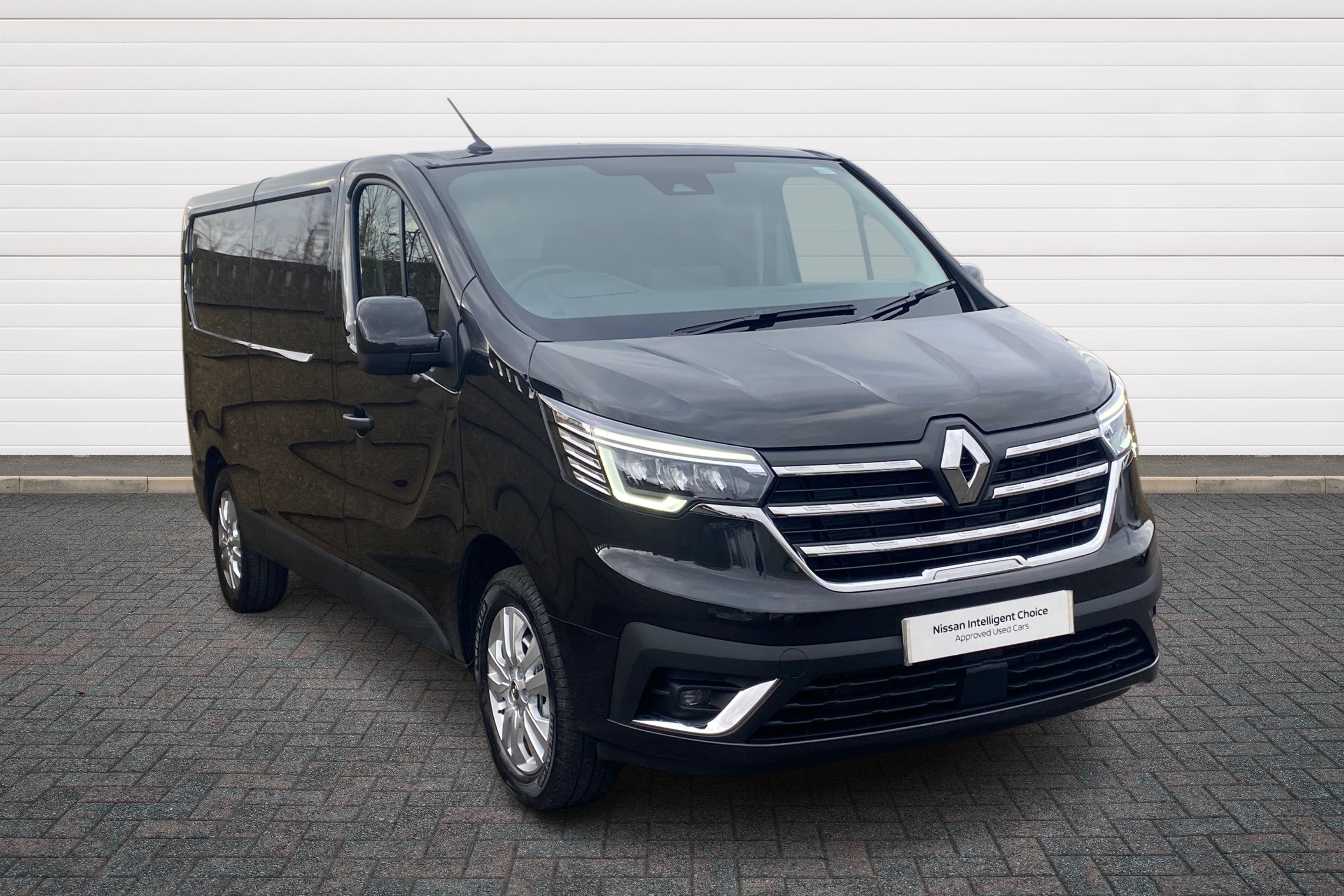 Main listing image - Renault Trafic