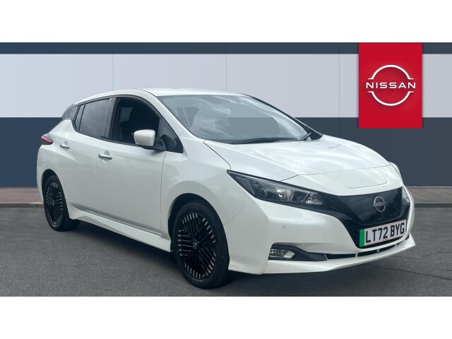 Main listing image - Nissan Leaf