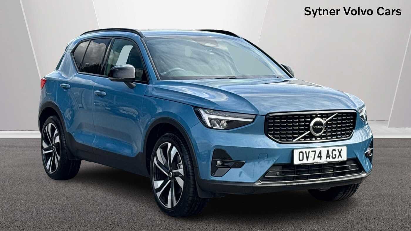 Main listing image - Volvo XC40