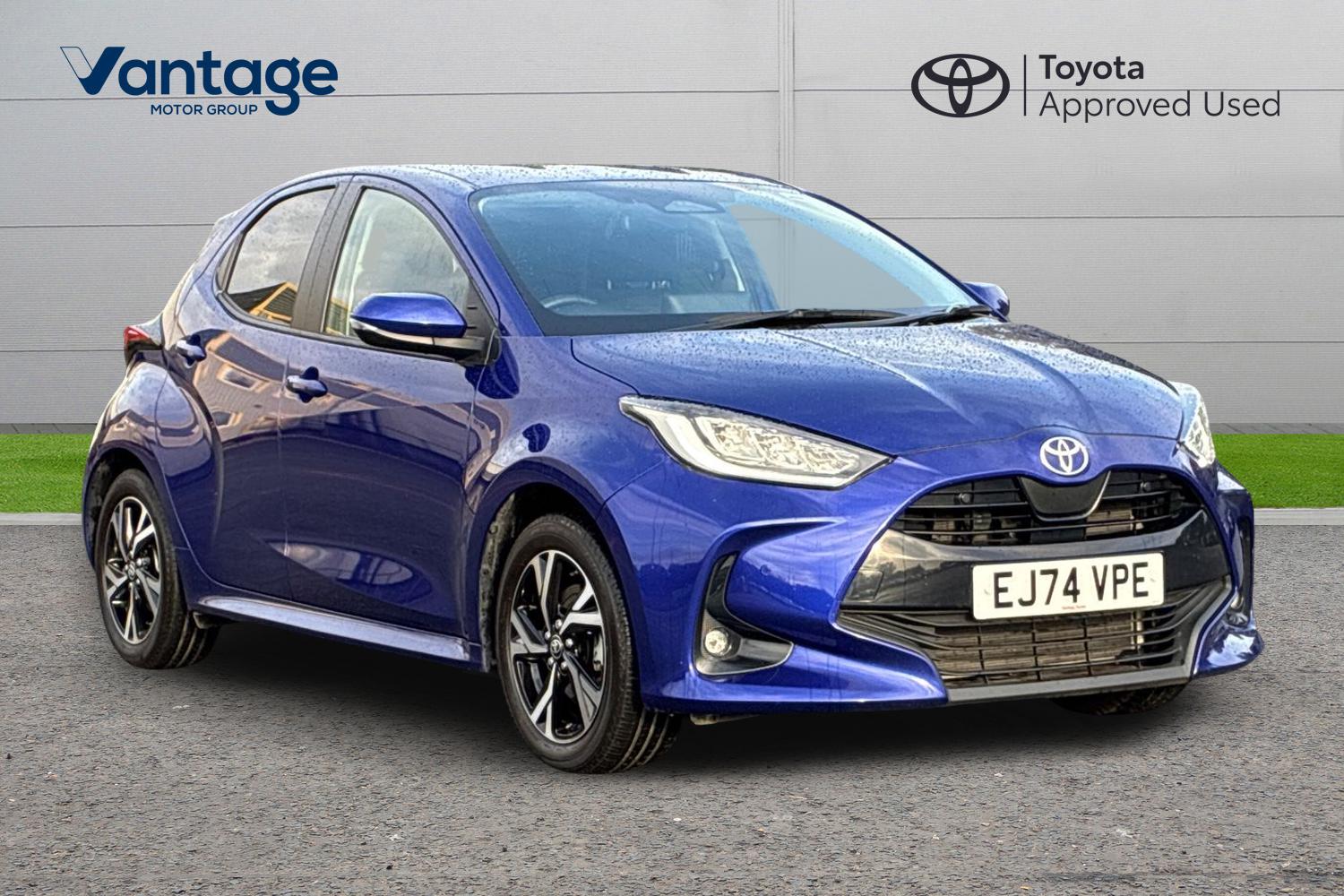 Main listing image - Toyota Yaris