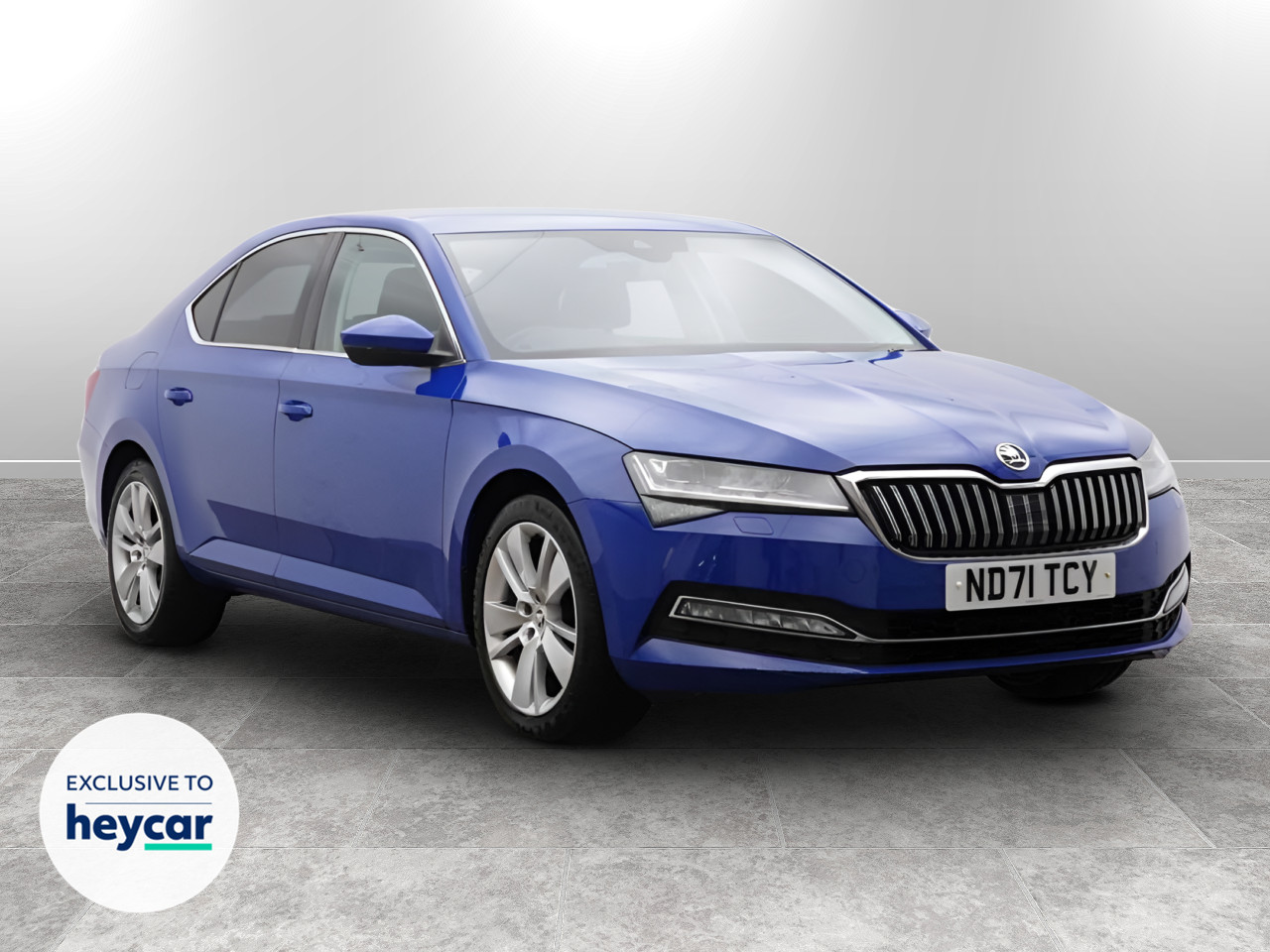 Main listing image - Skoda Superb