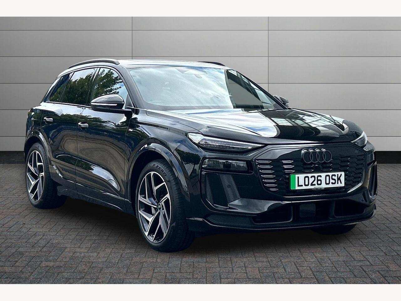Main listing image - Audi Q6