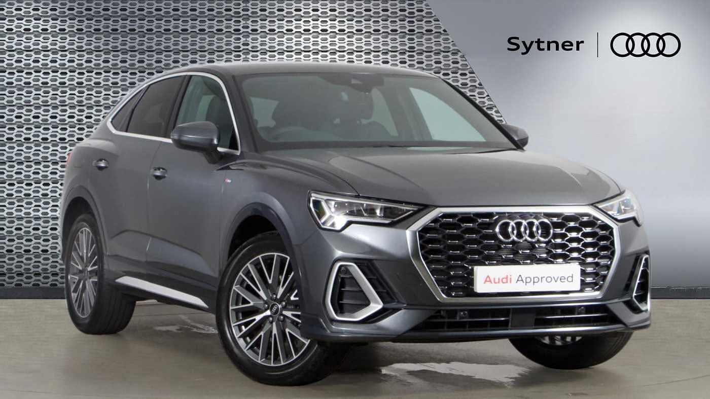 Main listing image - Audi Q3