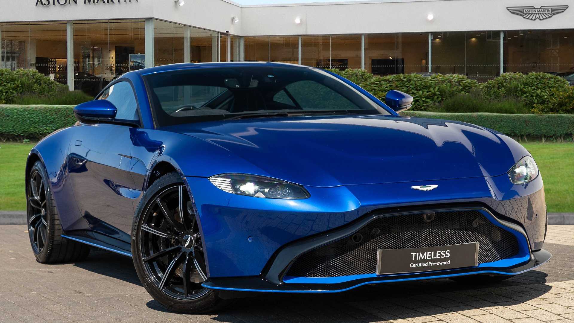 Main listing image - Aston Martin Vantage