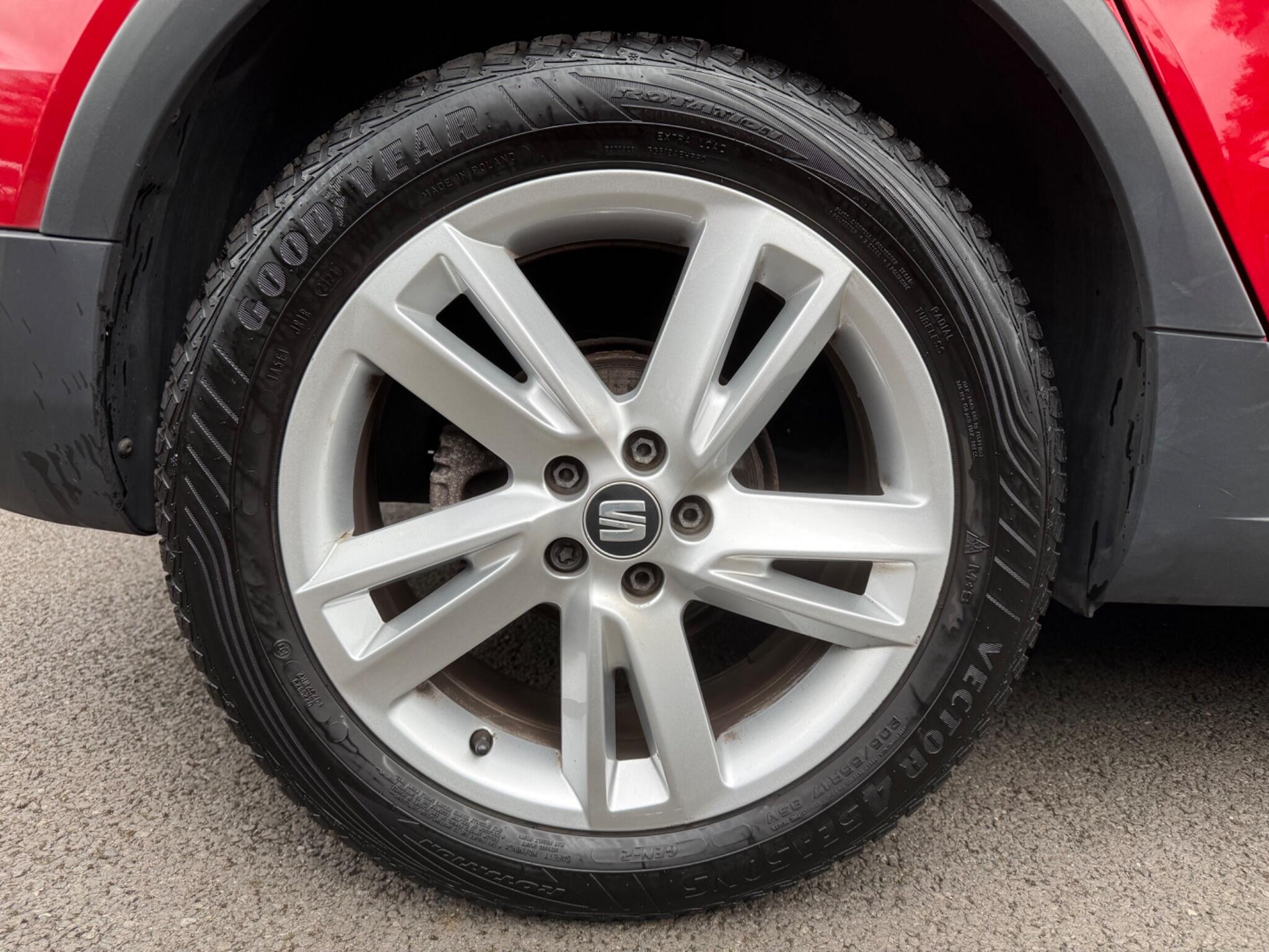 Main listing image - SEAT Arona