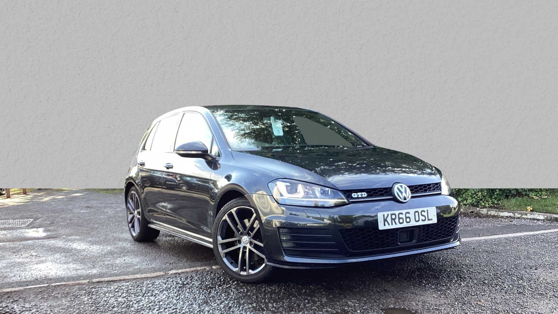 Main listing image - Volkswagen Golf