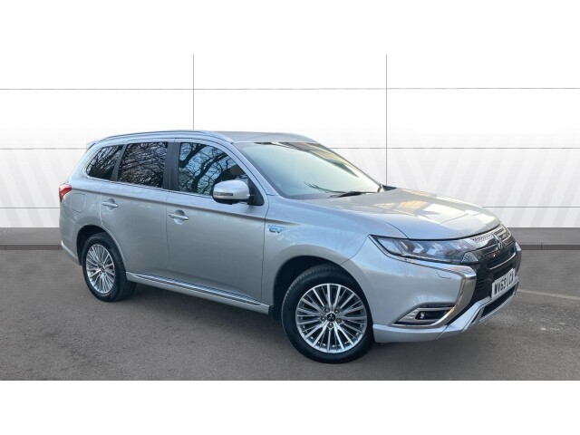 Main listing image - Mitsubishi Outlander