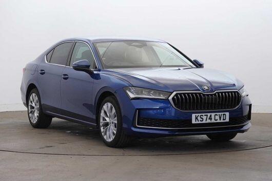Main listing image - Skoda Superb