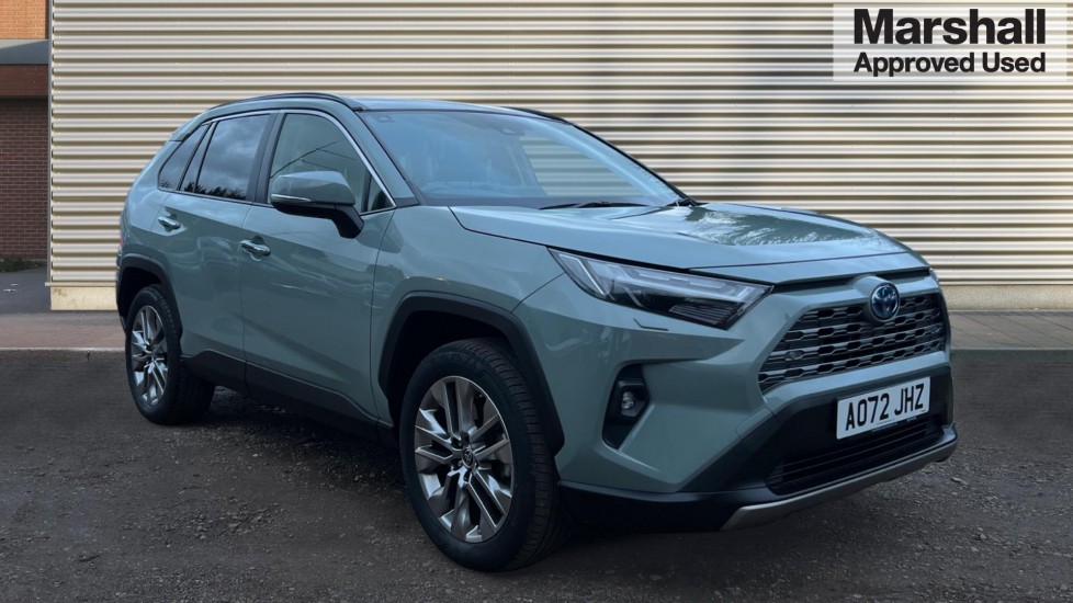 Main listing image - Toyota RAV4