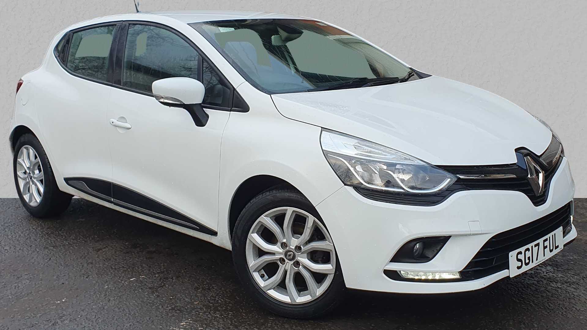 Main listing image - Renault Clio