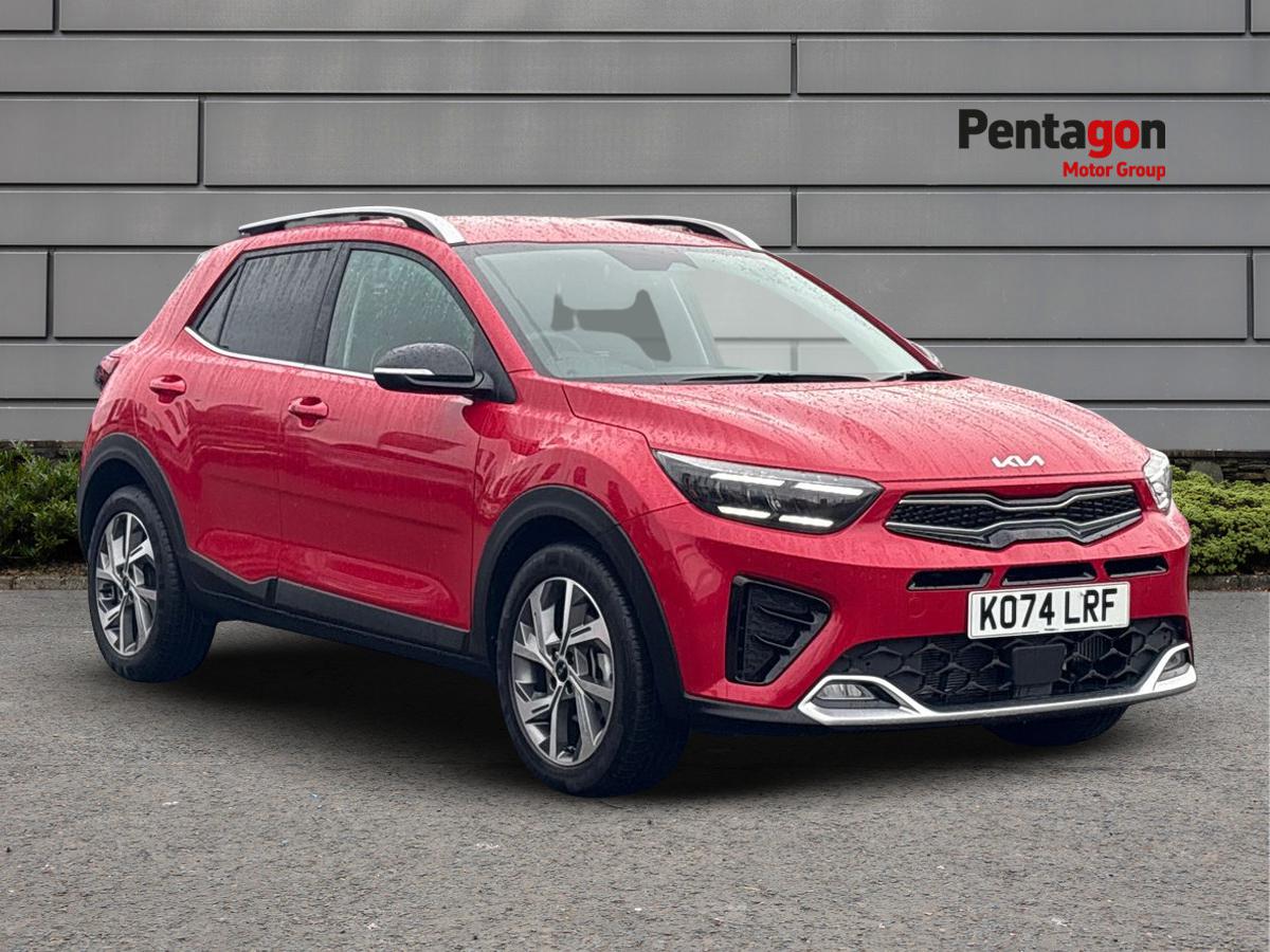 Main listing image - Kia Stonic