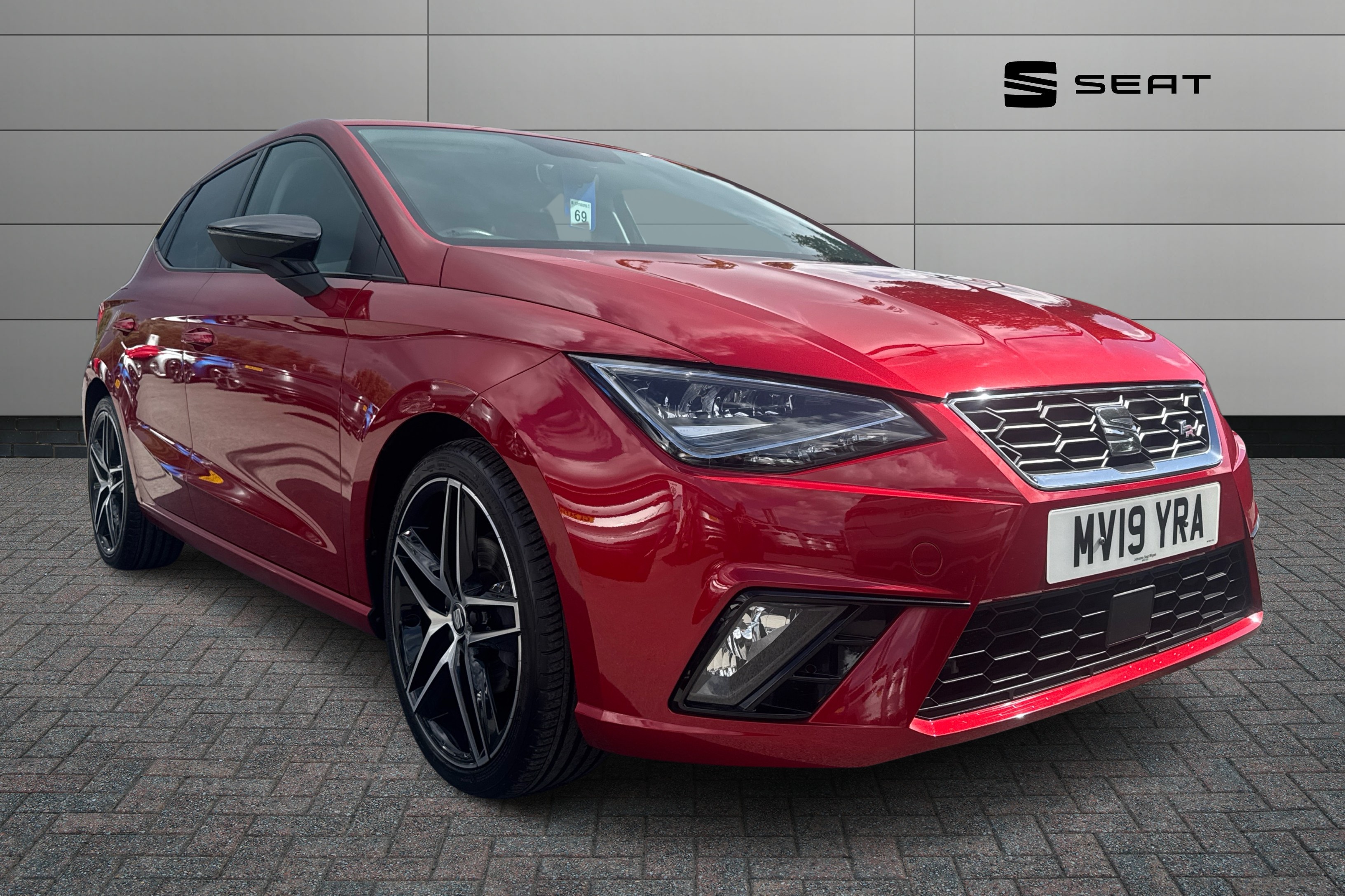 Main listing image - SEAT Ibiza
