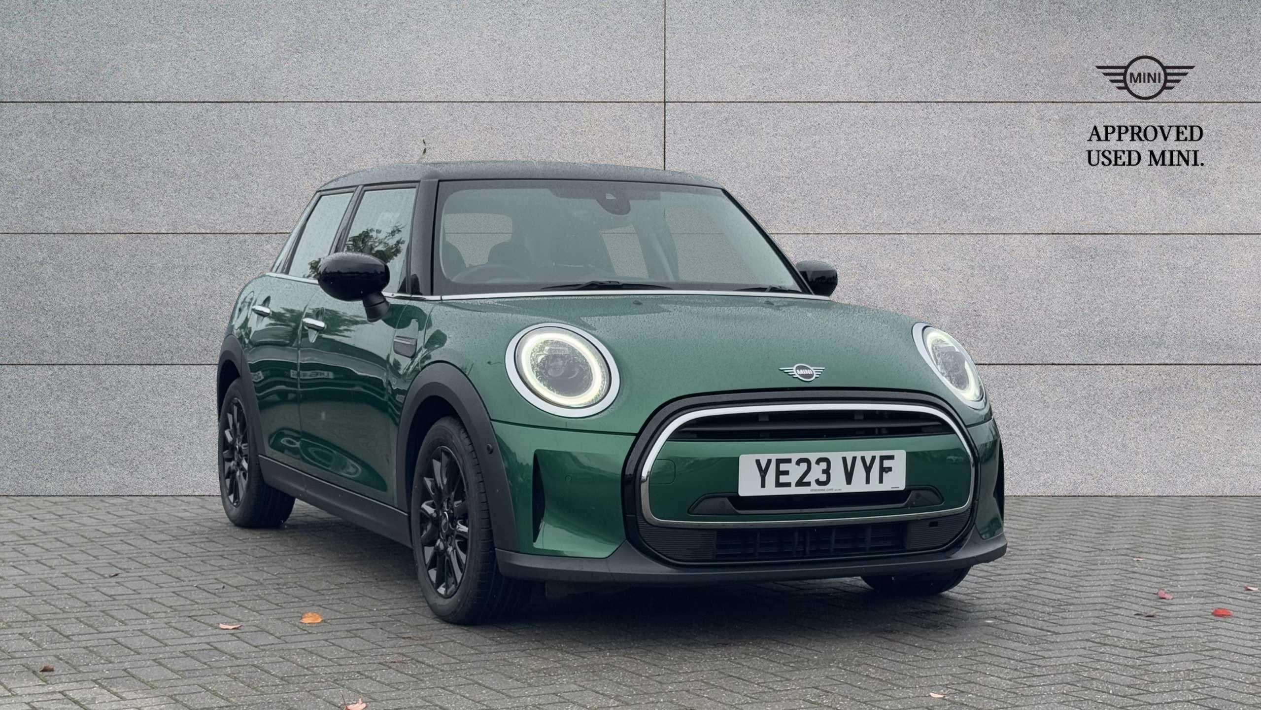 Main listing image - MINI Hatchback 5dr