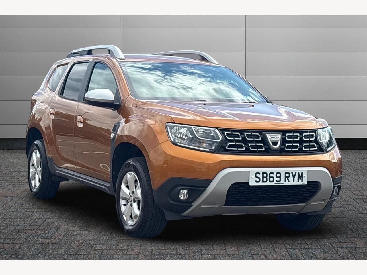 Main listing image - Dacia Duster