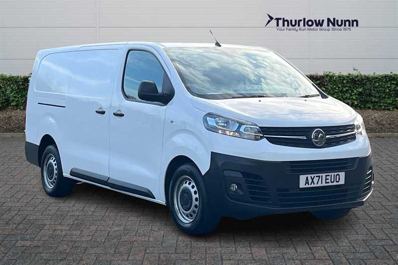 Main listing image - Vauxhall Vivaro