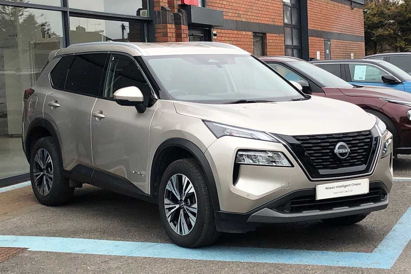 Main listing image - Nissan X-Trail