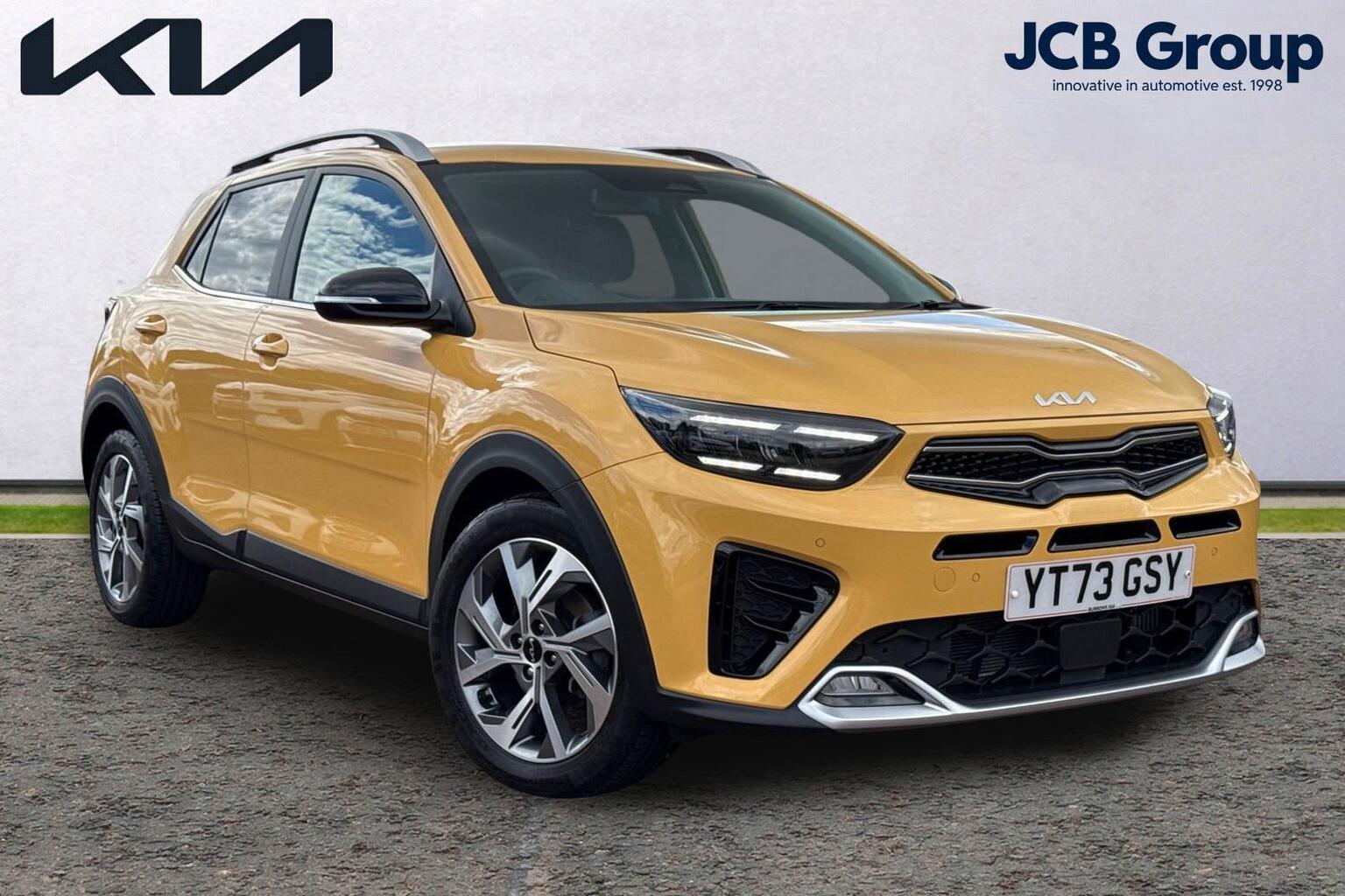 Main listing image - Kia Stonic