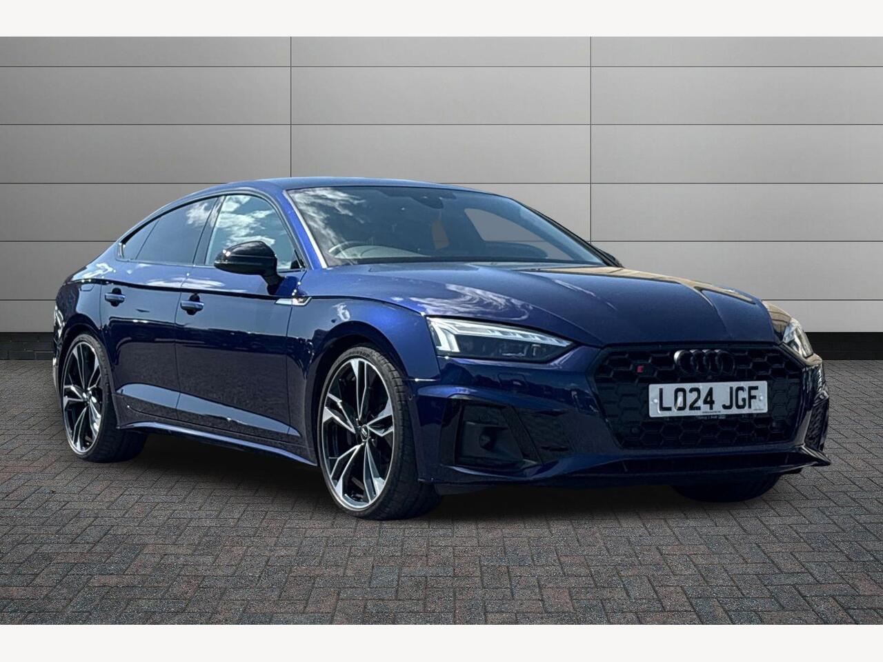 Main listing image - Audi A5