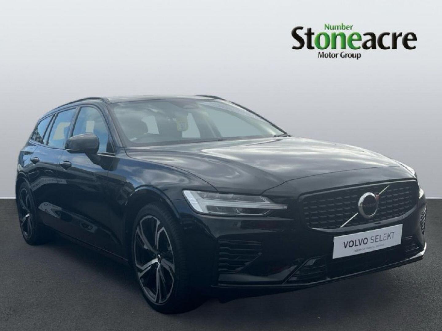 Main listing image - Volvo V60