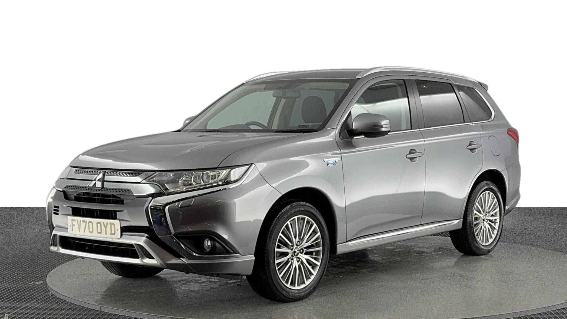 Main listing image - Mitsubishi Outlander