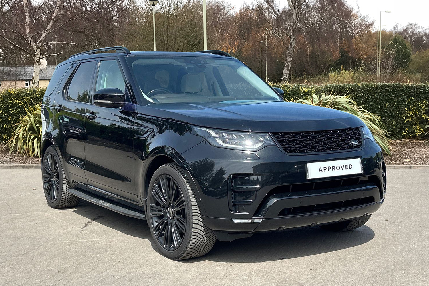 Main listing image - Land Rover Discovery