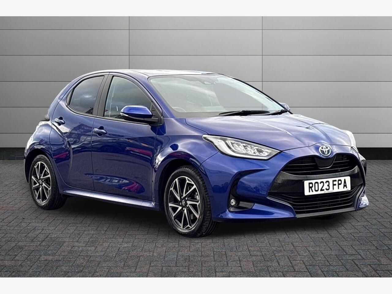 Main listing image - Toyota Yaris