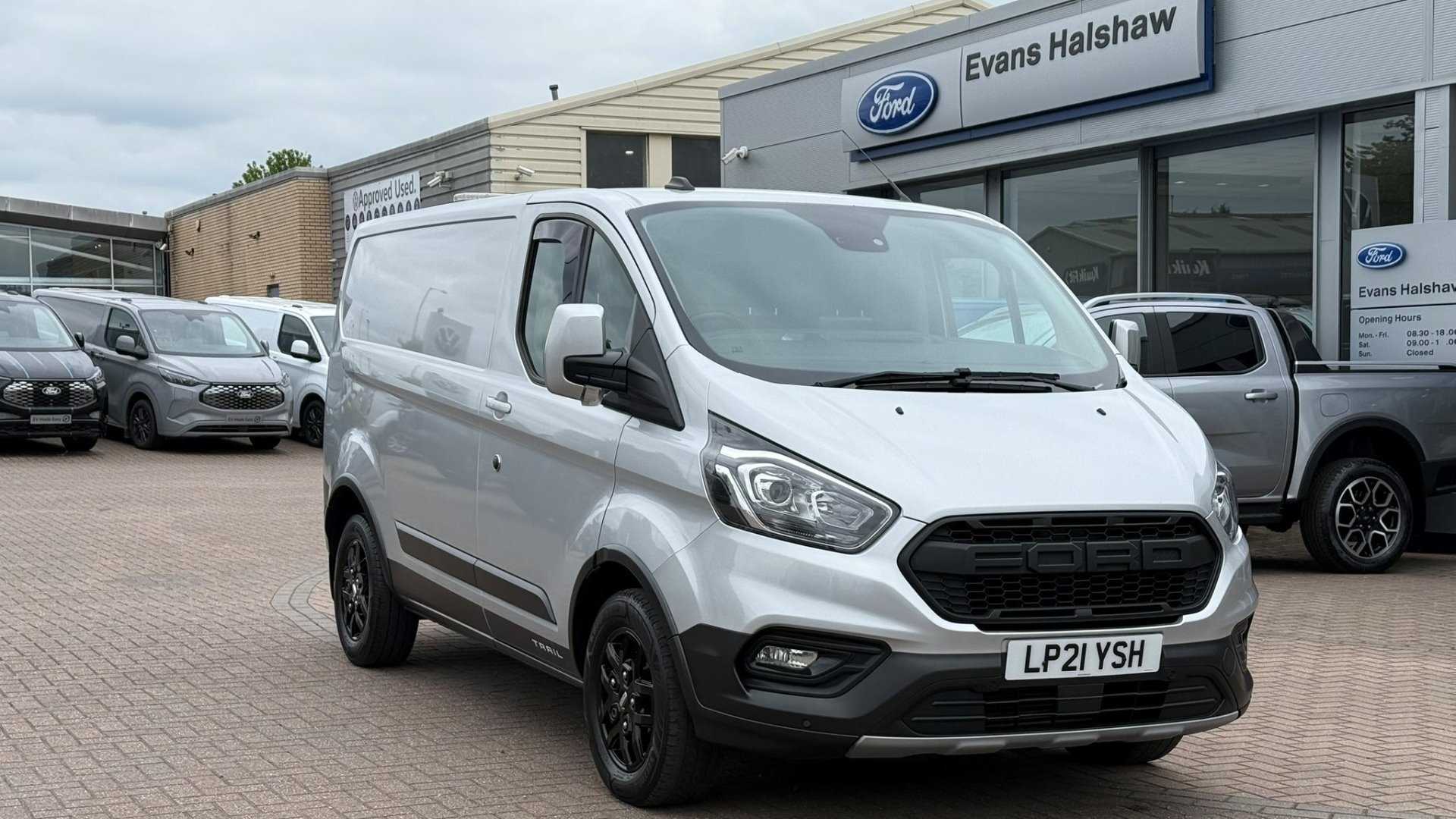 Main listing image - Ford Transit Custom
